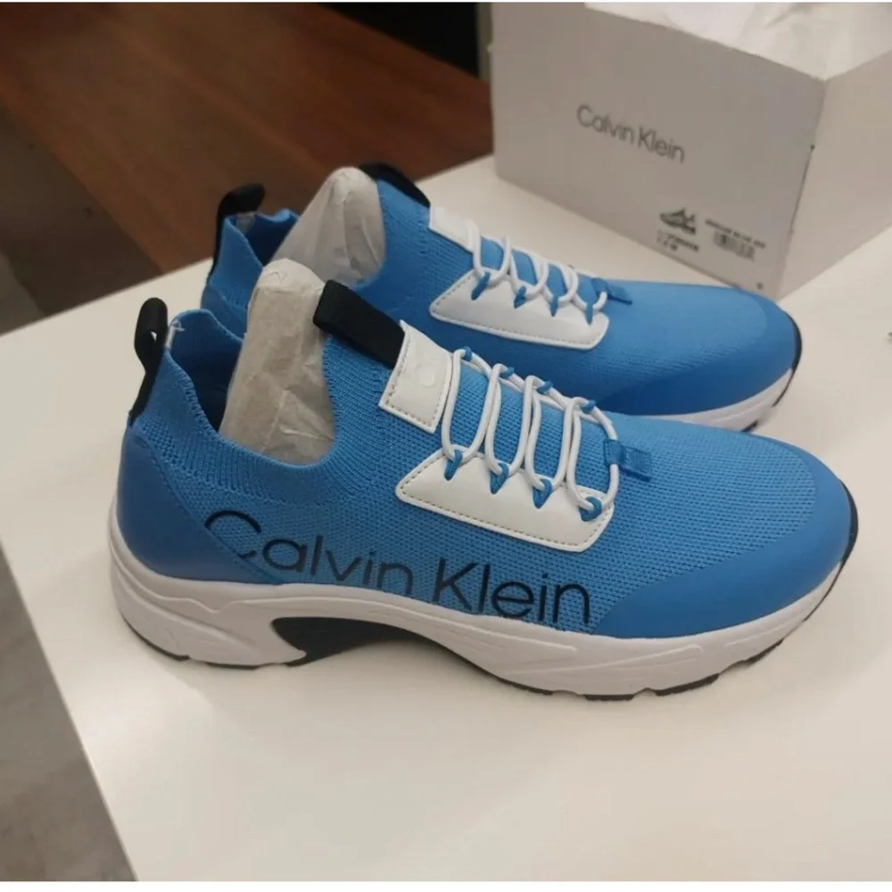 New whit box. Women's Vianna Logo Slip On Sneakers - Picture 2 of 3